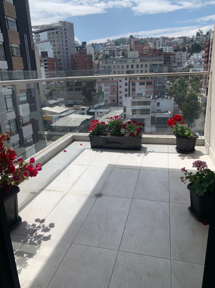 Departamento de 2 Dorm. en Venta Sector República del Salvador — imagen 3