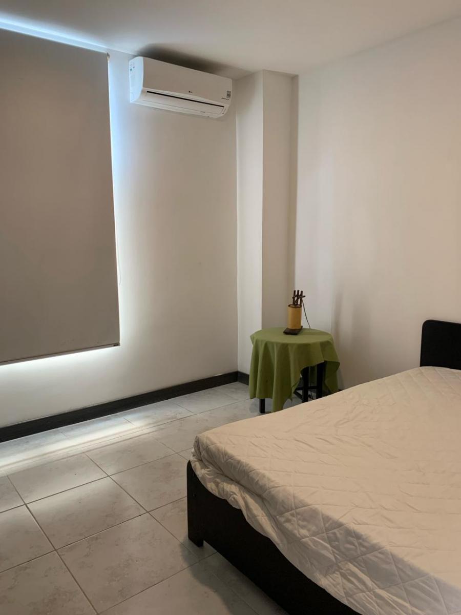Vendo o Alquilo Departamento en Chipipe Salinas a 2 Calles de La Playa — imagen 2