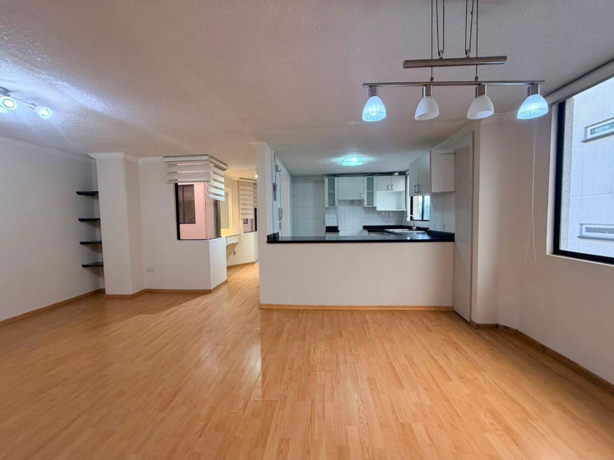 En Venta | Departamento Sector Monteserrín 3 Habitaciones — imagen 5