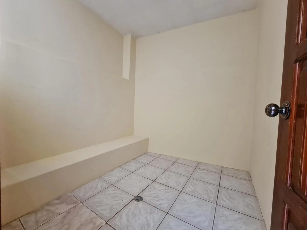 Venta Casa Rentera en Chimbacalle, 431 m² — imagen 3