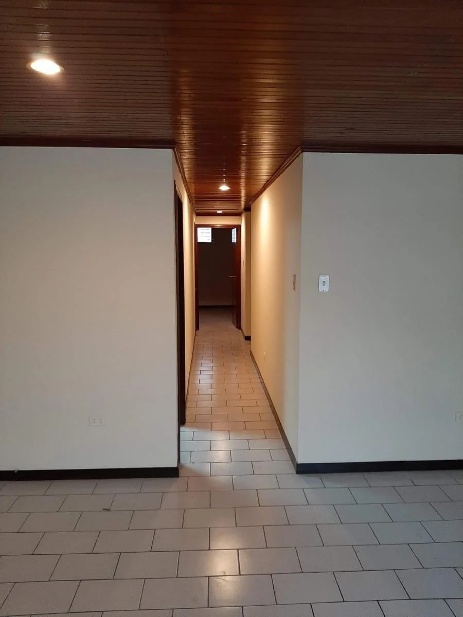 Vendemos Hermoso Departamento en Lomas de Urdesa, Guayas — imagen 7