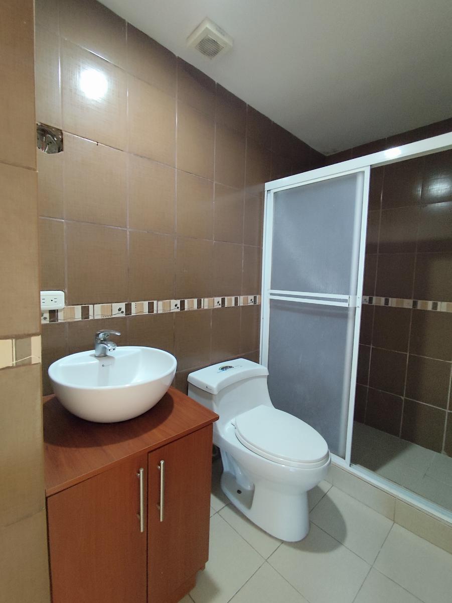 Departamento en Venta 3 Dorm.. Edificio con Ascensor — imagen 7