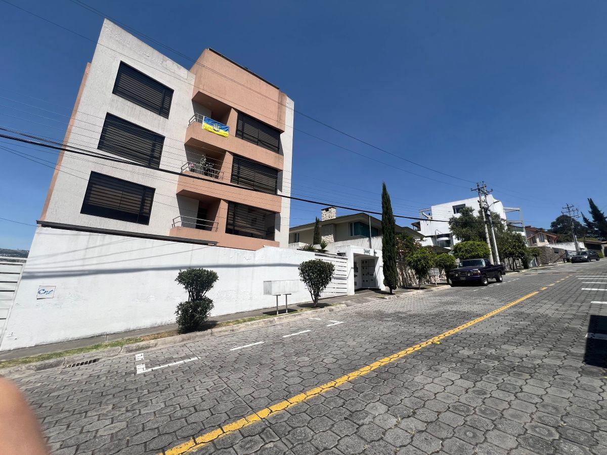 Vendo, Hermosa y Amplia Suite en Balcones del Norte — imagen 1