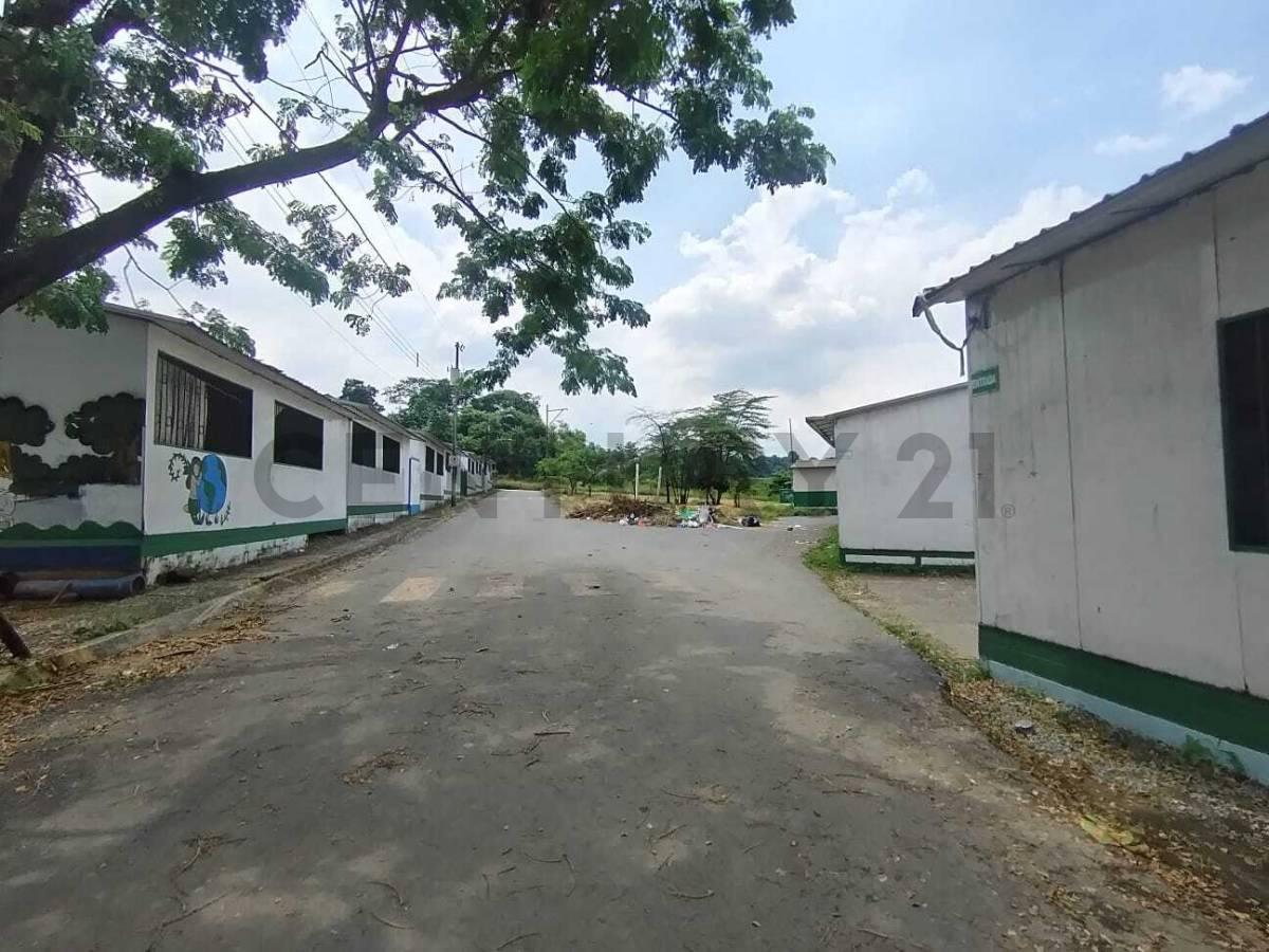 Venta de Terreno Residencial - Comercial en Orquideas, Guayas — imagen 4