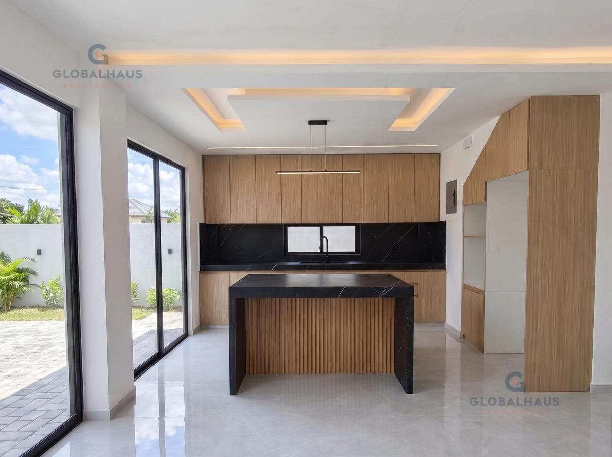 Venta Casa Urb. Compostela, Vía Salitre, Daule, 3 Habitaciones, K. S. Guayas — imagen 10