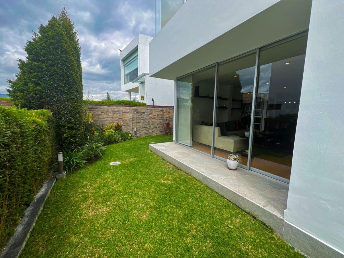 Casa de Venta en Cumbaya 3 Habitaciones - 205 m² — imagen 3