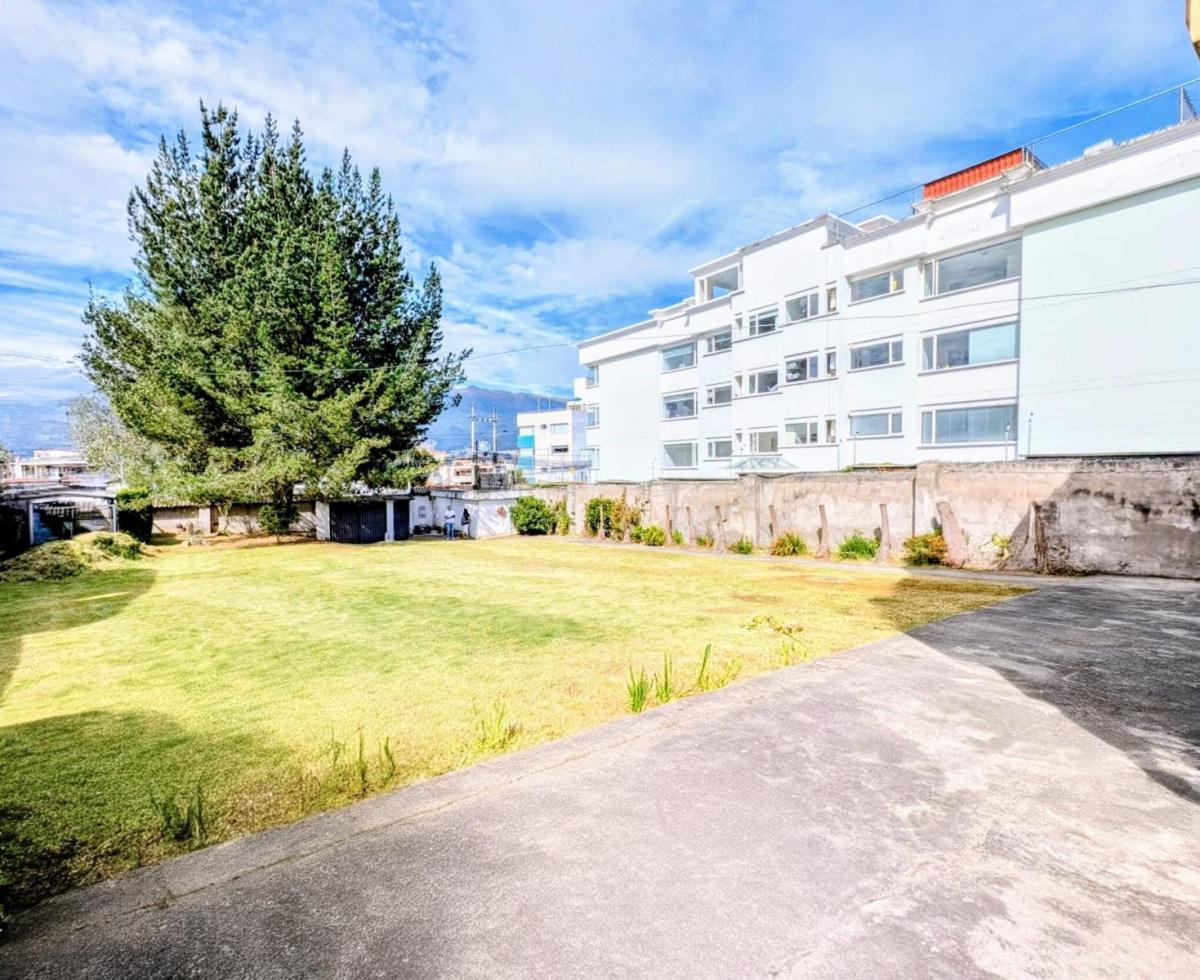 Venta de Terreno en Monteserrin — imagen 5