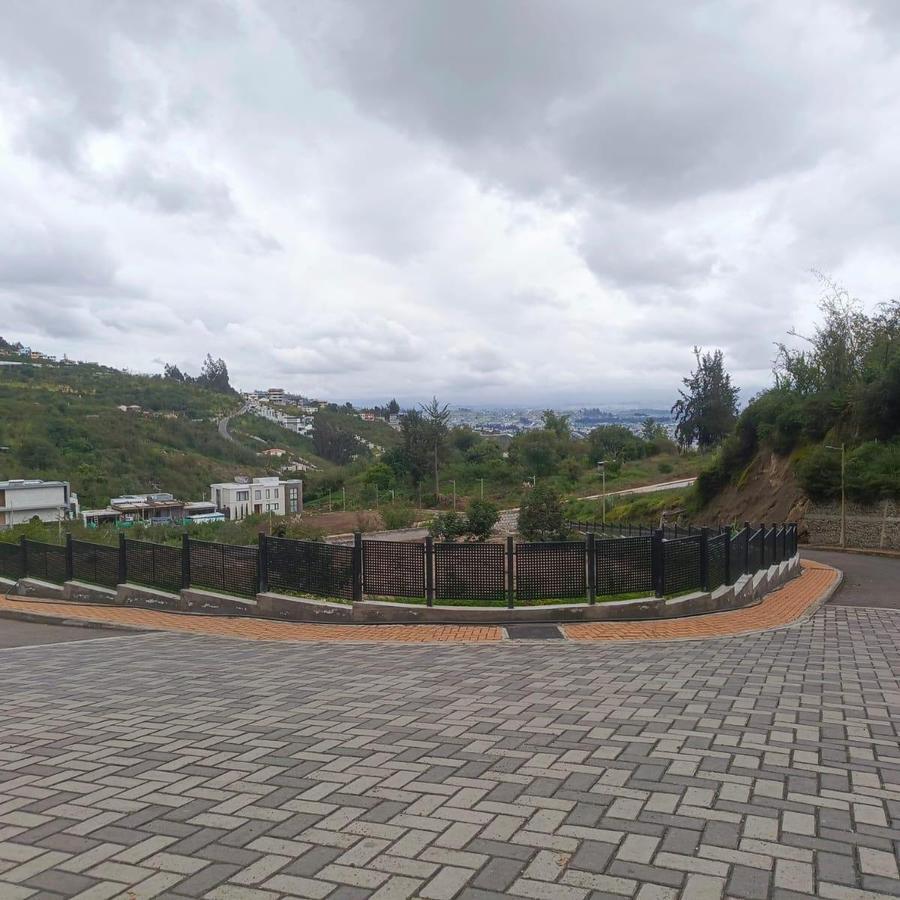Terreno en Venta en Ficoa en Urbanización Privada, Tungurahua — imagen 2