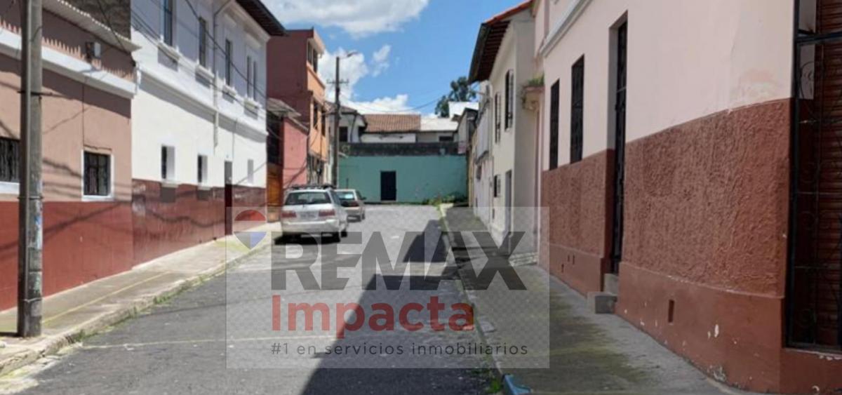 Oportunidad de Inversión – Terreno 180 m² La Tola Baja, Centro de Quito — imagen 7