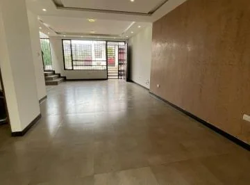 Venta Casa Amplia Dos Pisos Tres Dorm. Valle de Los Chillos Cashapamba — imagen 2