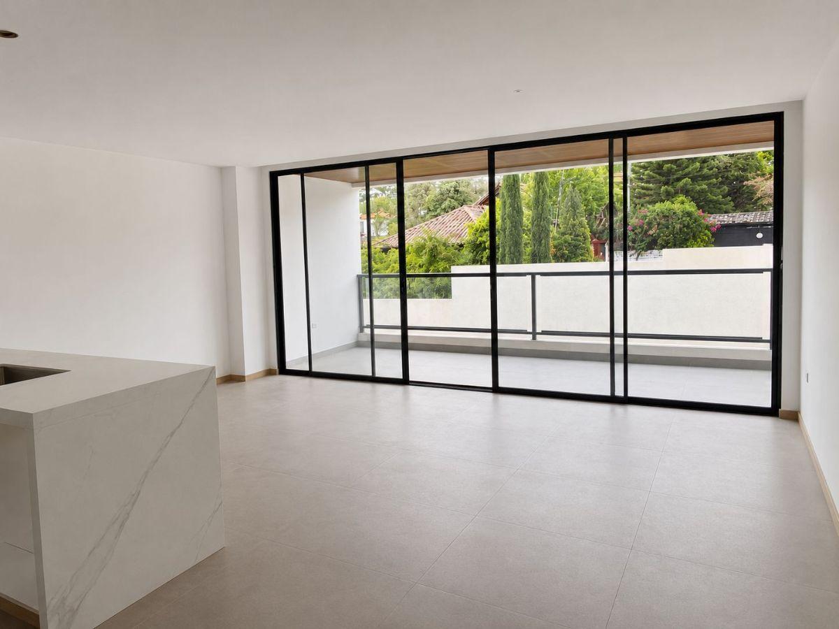 2 Dorm., 2 1/2 Baños, Master con Sala, Terraza. Piscina, Pet Zone, Gym, Bbq — imagen 10
