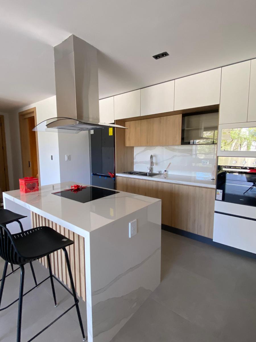 2 Dorm., 2 1/2 Baños, Master con Sala, Terraza. Piscina, Pet Zone, Gym, Bbq — imagen 6