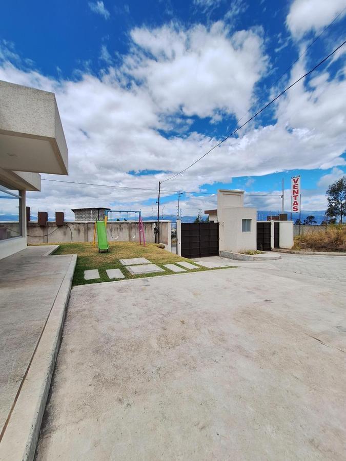 Venta Terrenos 200 m² Urbanizados, Todos Los Servicios, Sector Altos Llano Chico — imagen 2