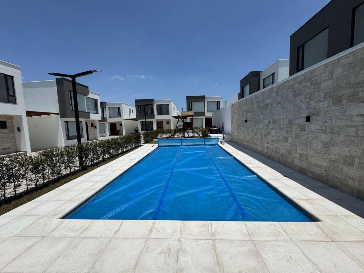 Ultima Casa por Estrenar. en El Mejor Sector de Tumbaco. Conjunto con Piscina — imagen 6