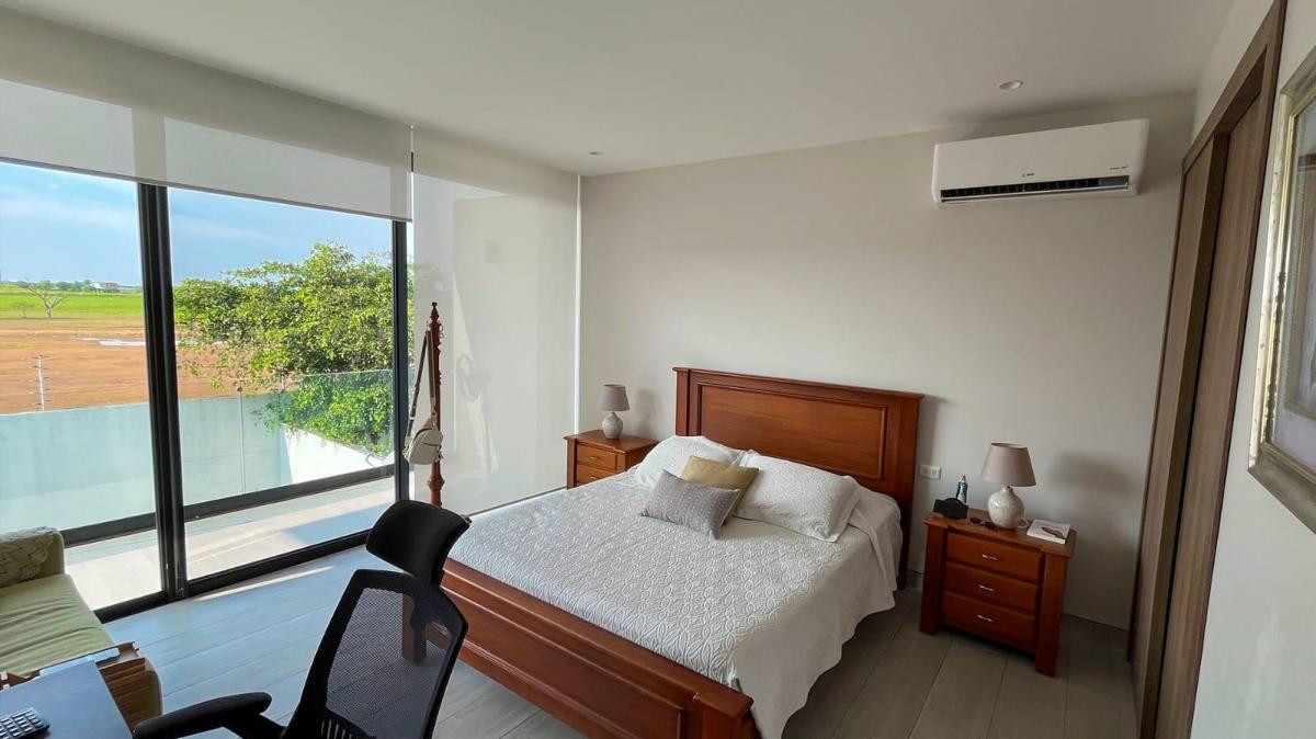 En Venta Casa Ciudad Celeste, La Arboleda (Jkcal), Guayas — imagen 6