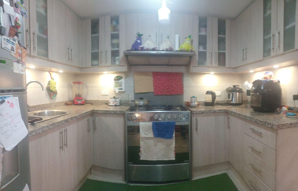 Casa Moderna en La Armenia | Frente Al Parque | Remodelada | Acepto Financiamiento — imagen 6