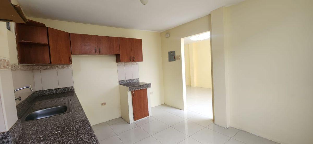 Venta Casa en Urb. Cataluña: Vía Smborondon - Salitre Km 12.50 La Aurora (Sc), Guayas — imagen 2