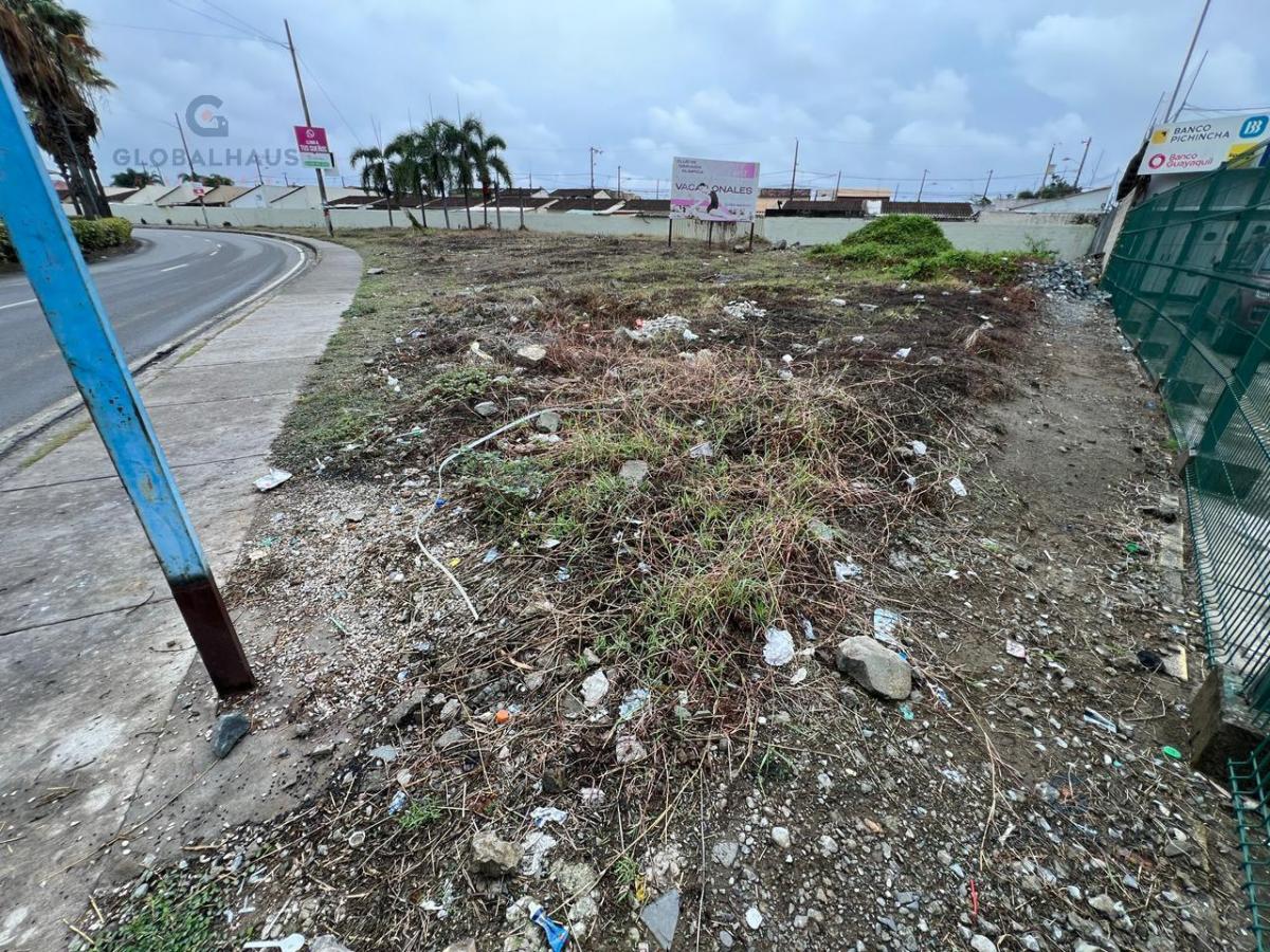 Venta de Terreno Comercial Triangular en Casa Laguna. m. N, Guayas — imagen 6