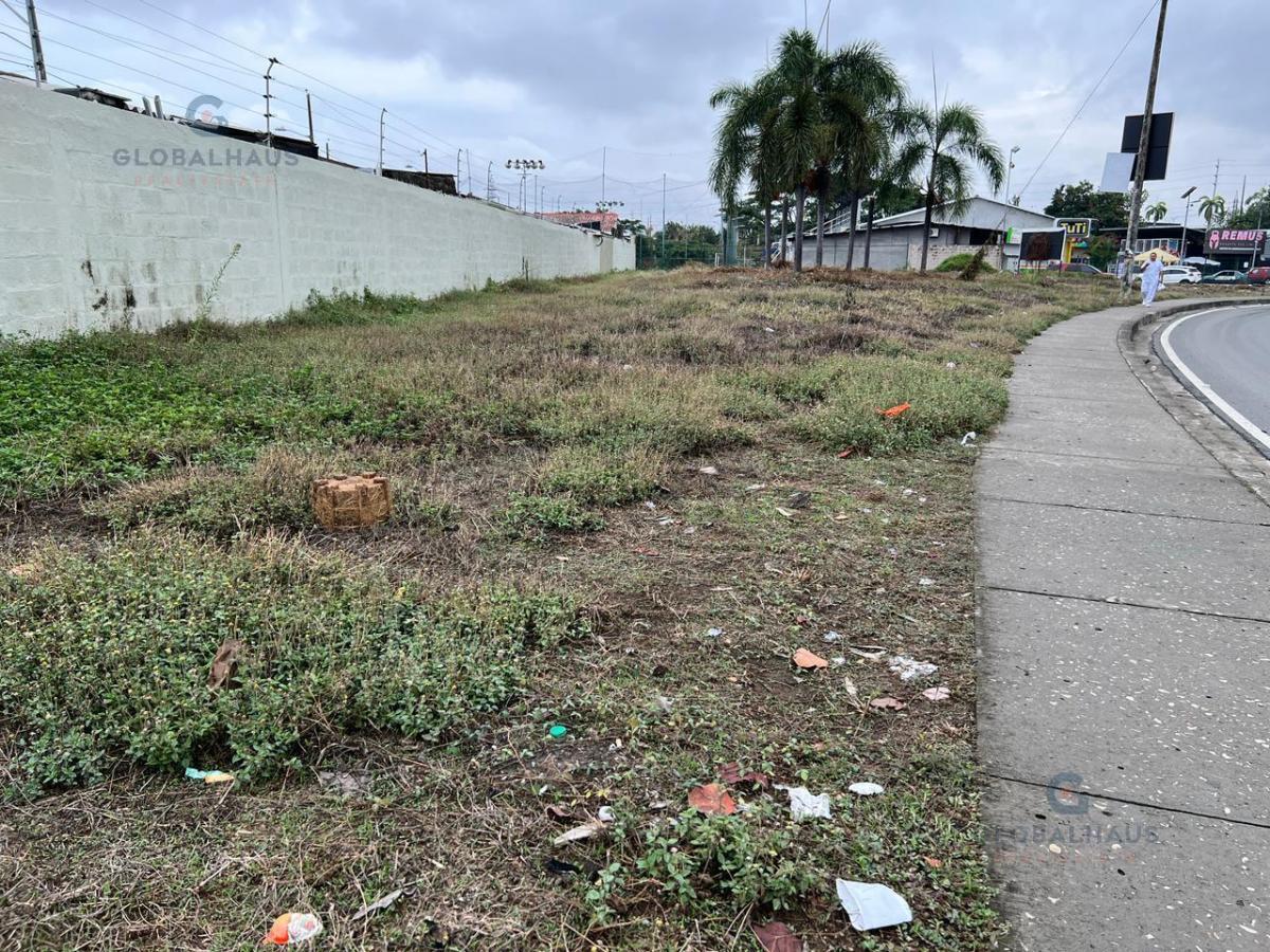 Venta de Terreno Comercial Triangular en Casa Laguna. m. N, Guayas — imagen 5