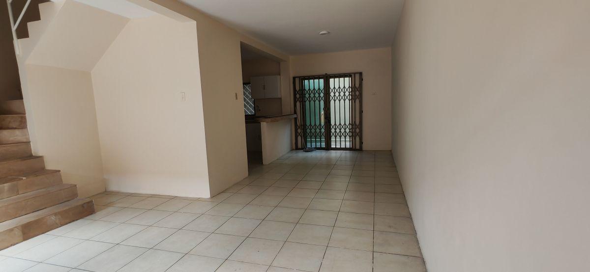 Casa en Venta Mucho Lote Etapa 6 Frente Al Mall, Guayas — imagen 5