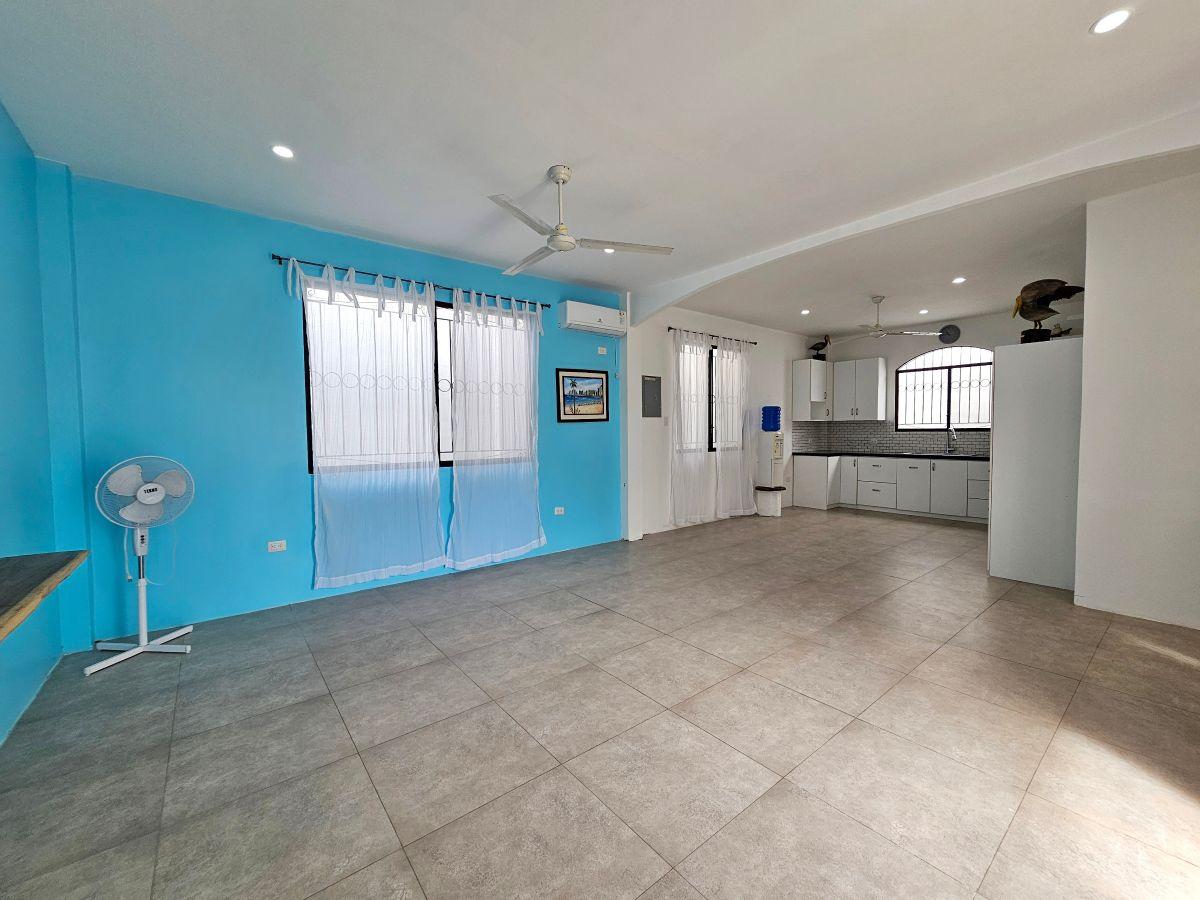 Vendo Casa Esquinera de Oportunidad en El Mejor Sector de Salinas — imagen 6