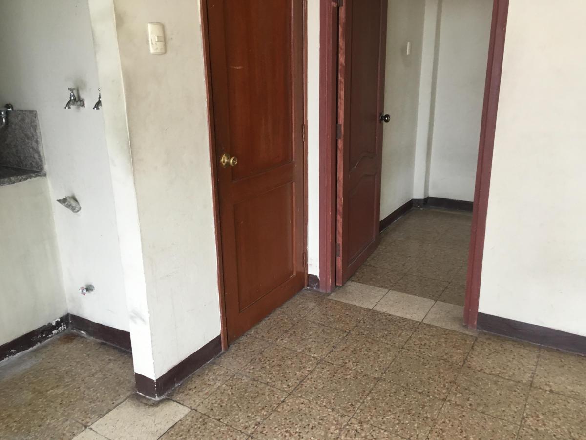Venta Casa Rentera Esquinera – La Atarazana, Av Plaza Dañín, Norte de Guayaquil, Guayas — imagen 3