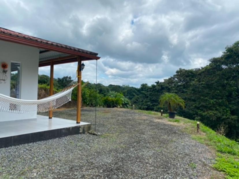Hermosa Casa de Venta (Pedro Vicente Maldonado) en Urbanización Privada — imagen 7