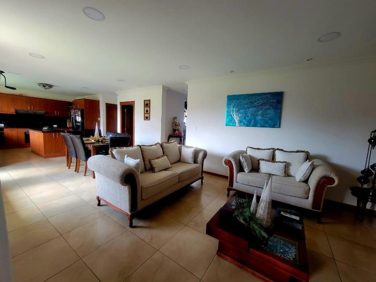 Casa en Venta Valle de Los Chillos Sangolqui — imagen 3