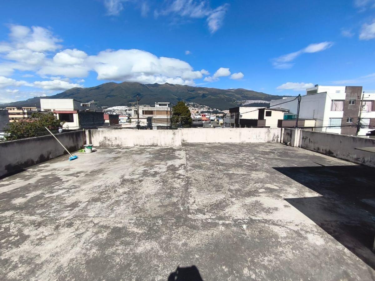 Casa Rentera de Venta La Kennedy — imagen 5