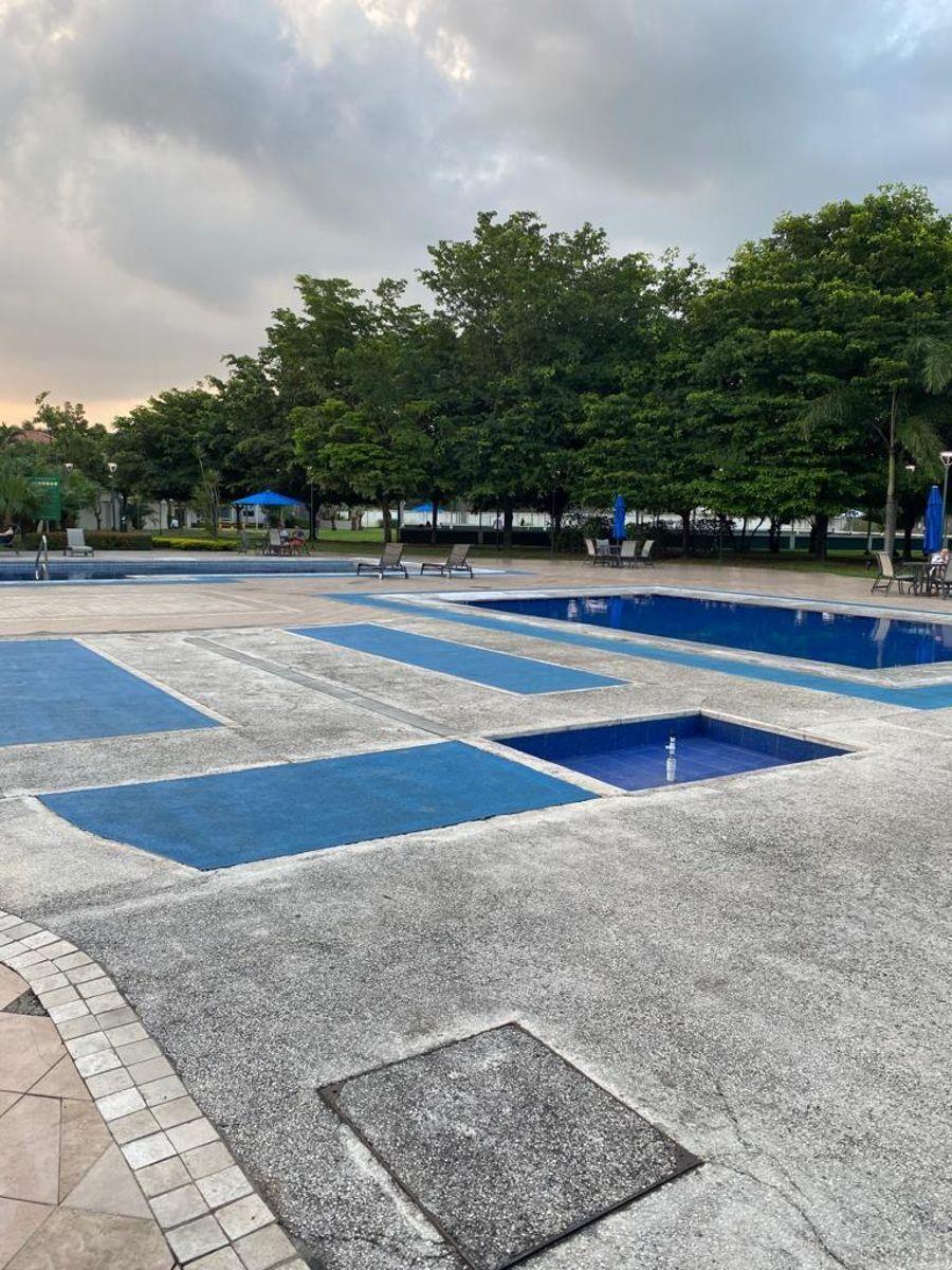 Departamento en Venta Urb. Central Park, Samborondon Km 2.5, Guayas — imagen 3