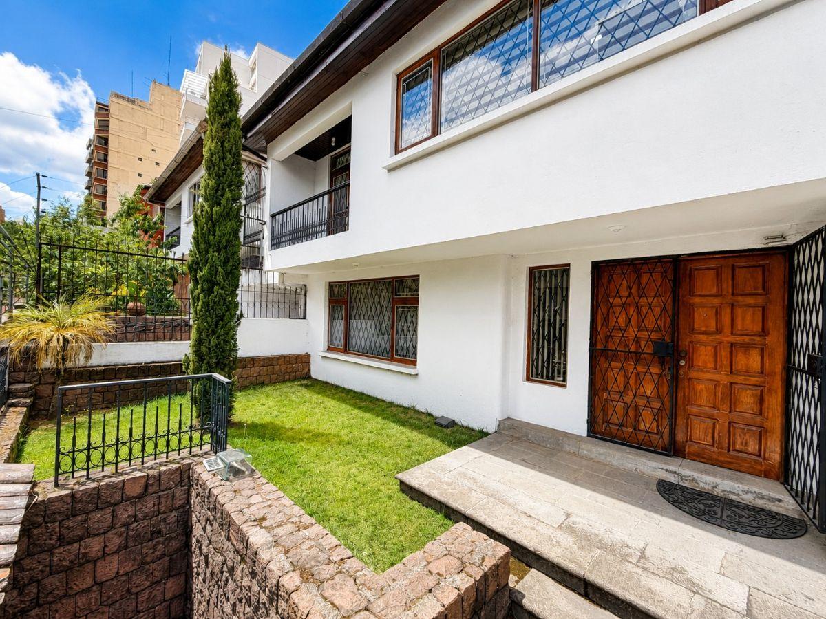 Casa en Venta en Coruña y Whymper | 323 m² Construcción | 390 m² Terreno | 5 Parqueaderos — imagen 10