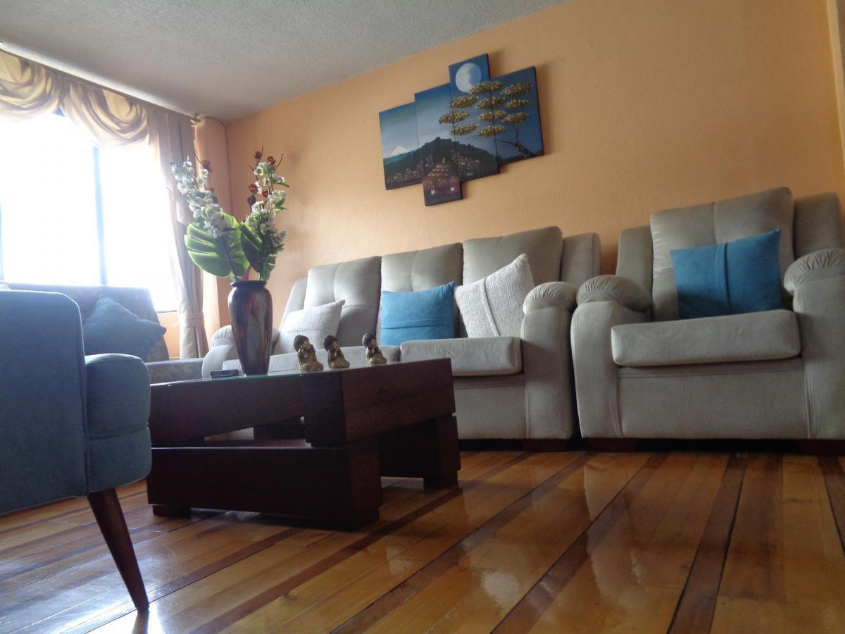 Casa con Varios Departamentos de Venta Sector Ferroviaria Media — imagen 6
