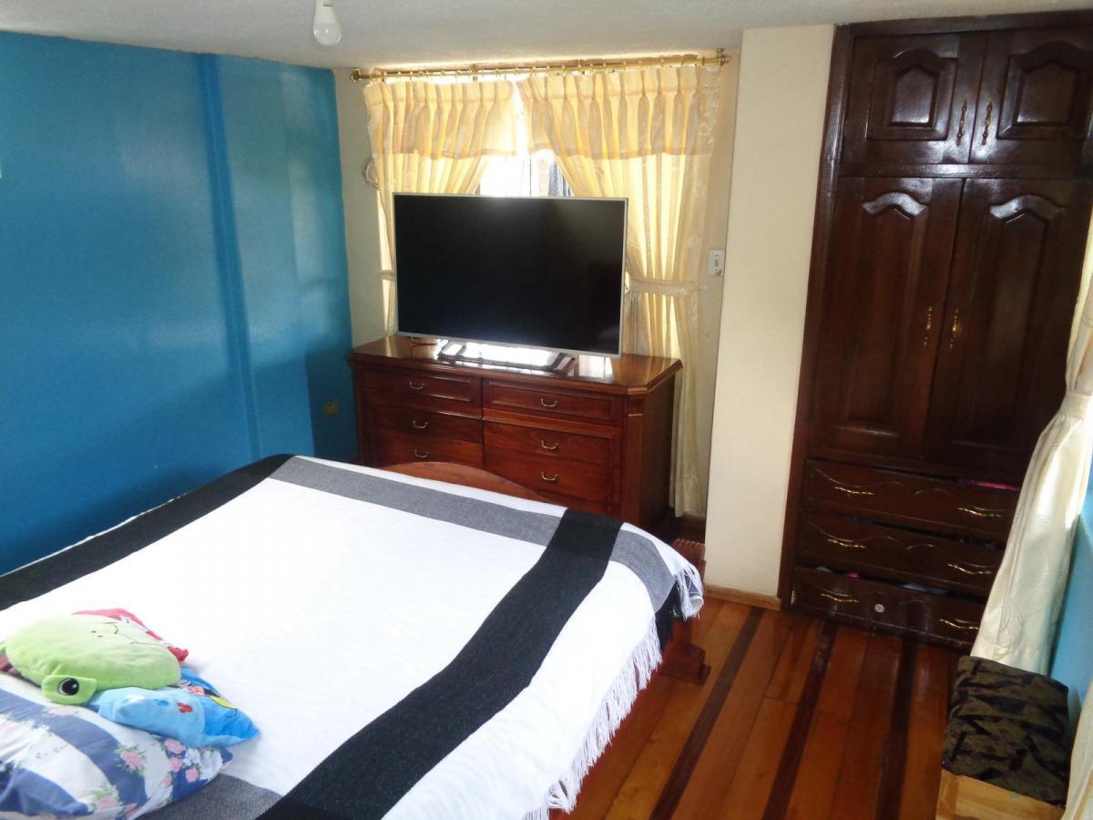 Casa con Varios Departamentos de Venta Sector Ferroviaria Media — imagen 4