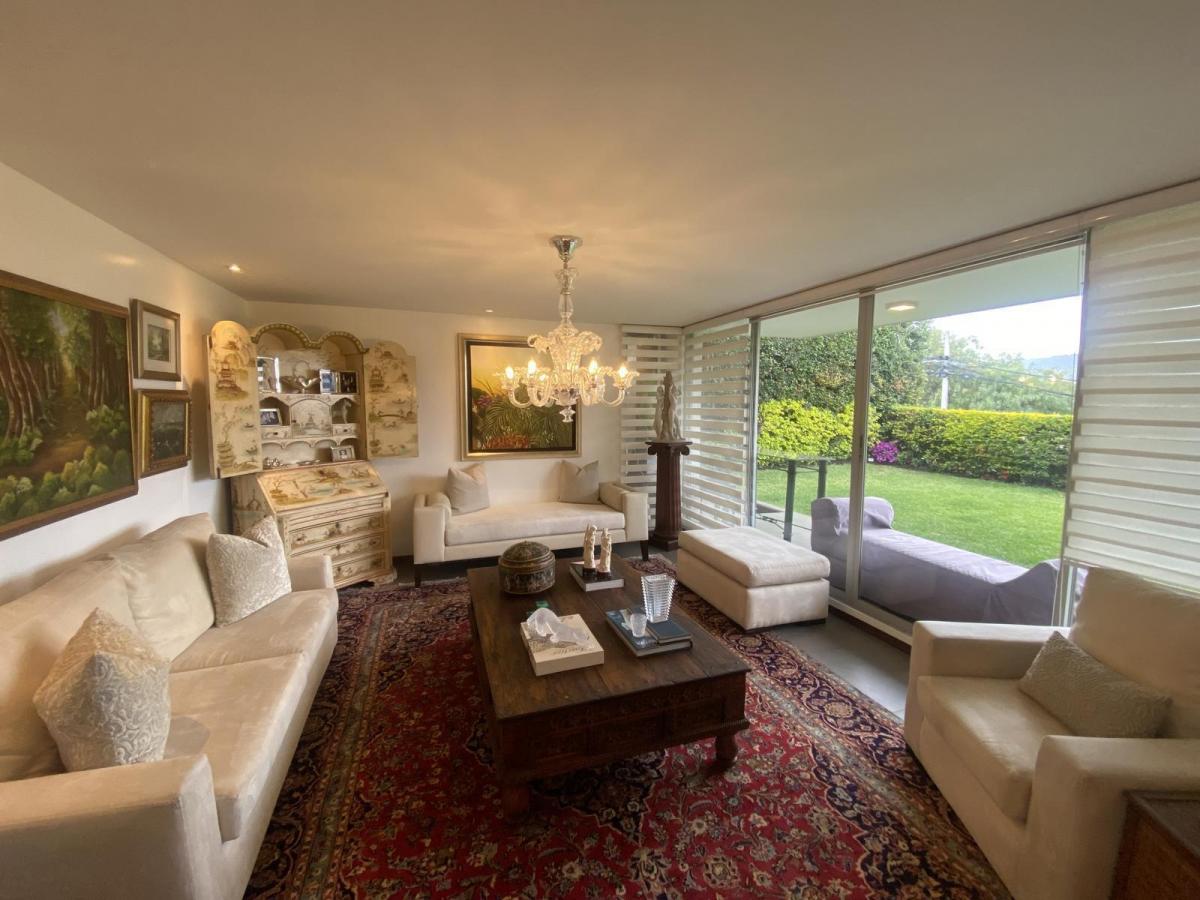 Casa de Venta Dentro de Conjunto Cerrado Sector San Juan Cumbaya, Vista — imagen 9