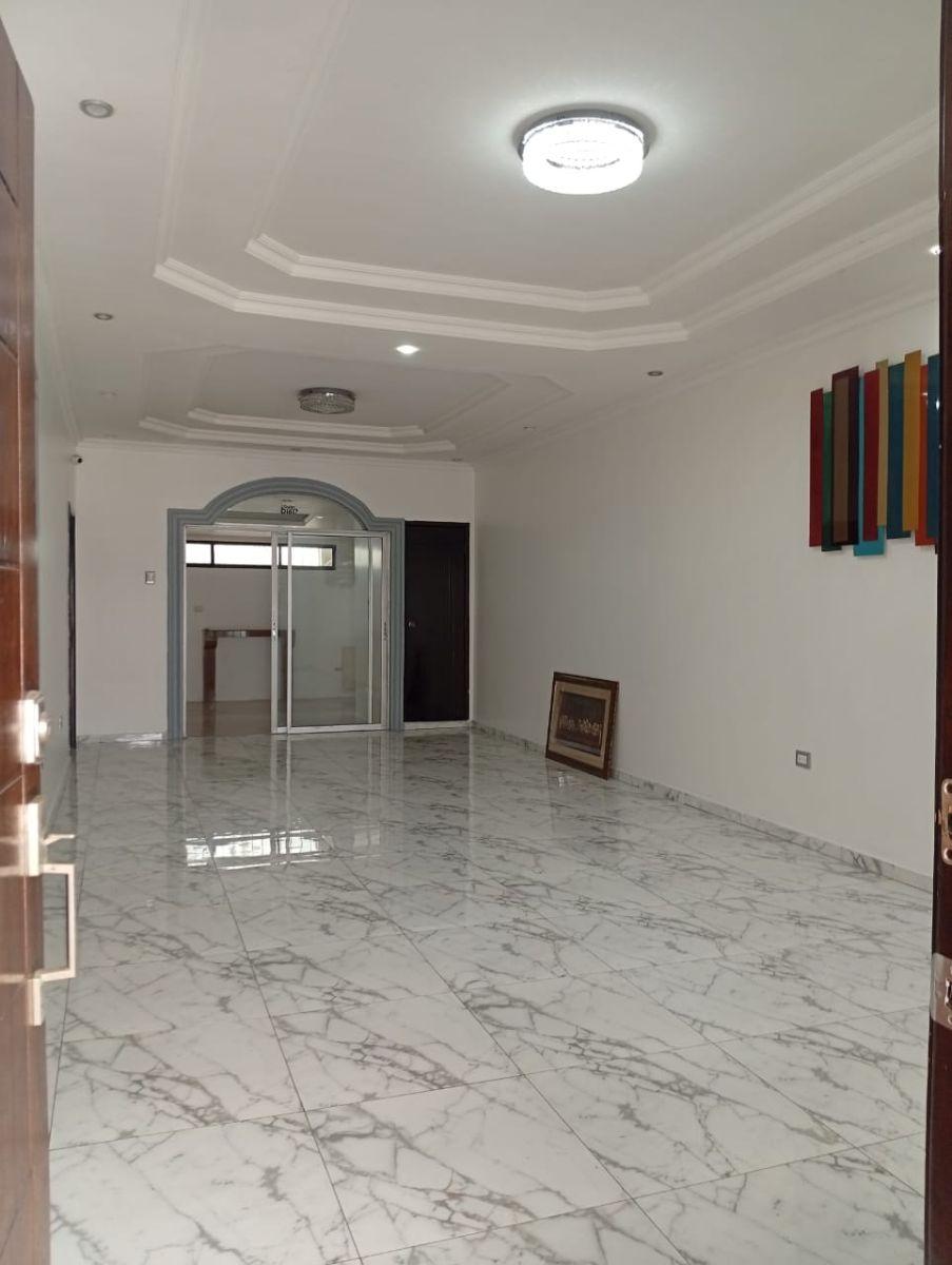 Casa en Venta Circuito Cerrado con Piscina Cdla. Alborada, Guayas — imagen 7