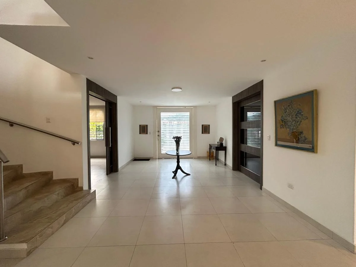 Se Vende Gran Casa en Puerto Azul Moderna y Remodelada, Guayas — imagen 10