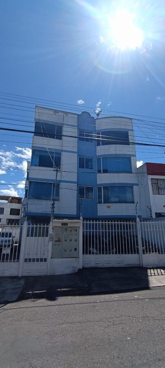 Departamento en 4to Piso. Sector Kennedy Quito 2dorm 1bño Sin Parqueo Sin Ascensor — imagen 1