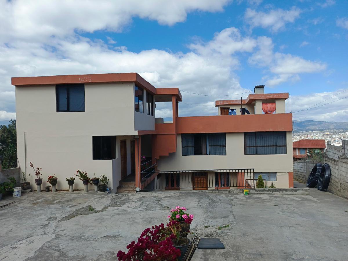 Terreno con Casa Rentera de Dos Departamentos y Suite en Venta. Pinllo Ambato, Tungurahua — imagen 9