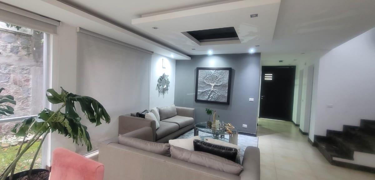Casa en Conjunto Moderna con Piscina y Guardiania — imagen 10
