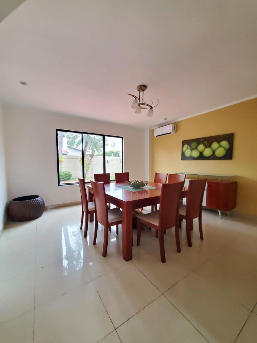 Vendo en Samborondón en Estancias del Rio, Guayas — imagen 7