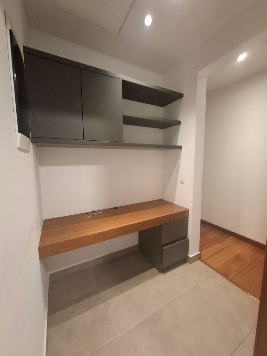 Vendo / Rento Departamento con Terraza - Sector Coruña, González Suárez — imagen 3