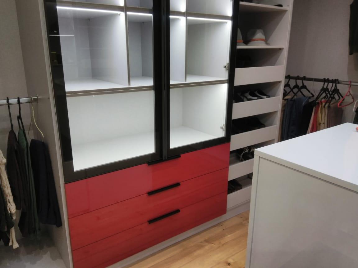 Venta Casa con Piscina y Ascensor en Nayon Exclusiva Urbanizacion — imagen 3
