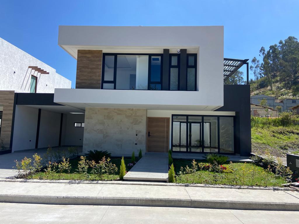 Hermosos Terrenos en Venta, Sector Capulispamba, Azuay — imagen 2