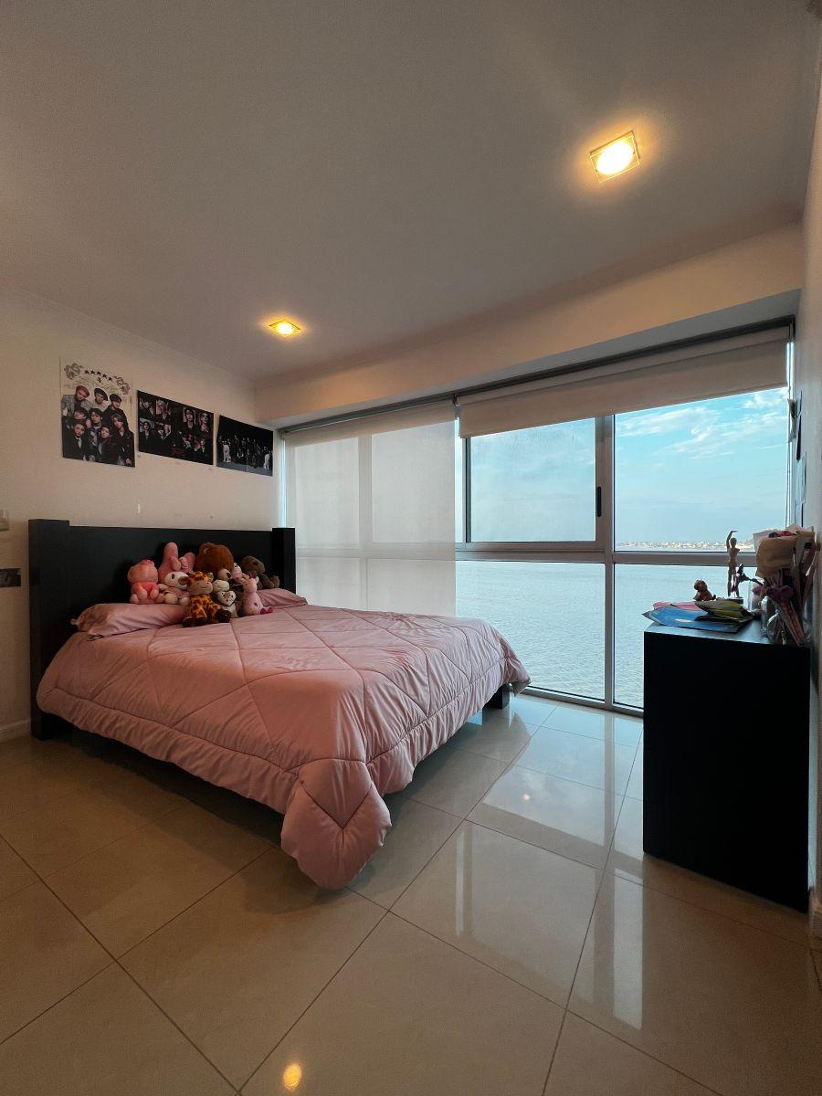 En Venta Dpto. Vista Al Rio Directo Totalmente Amoblada - Puerto Santa Ana - 90 m², Guayas — imagen 3