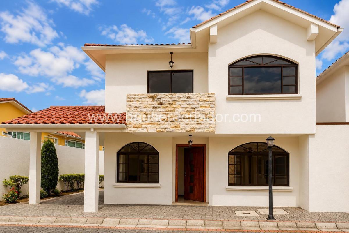 Casa en Venta en Las Mejores Zonas del Valle de Los Chillos Urbanización Privada 3 Habitaciones — imagen 9