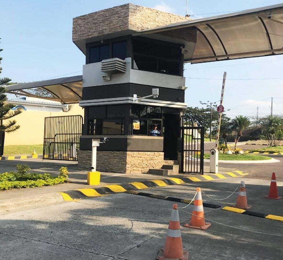 Terreno en Venta, Urbanizacion El Condado, Ingg, Guayas — imagen 2