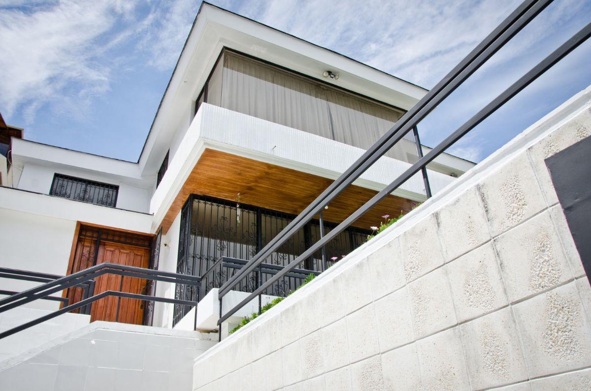 Casa en Venta Sector Carcelén (Ex Colegio Einstein), con Opción a Generar Rentas — imagen 8
