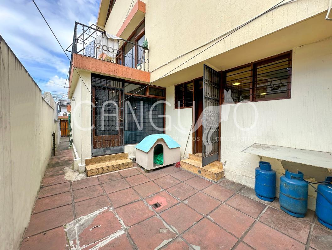 En Venta Casa Independiente Sector Rumipamba Ute — imagen 7