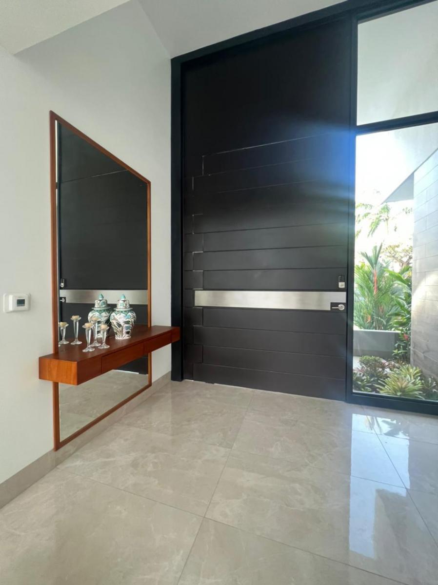 Vendo. Samborondon. Mocoli. Propiedad. Al Lago. 2 Plantas. 3 Habitaciones., Guayas — imagen 8