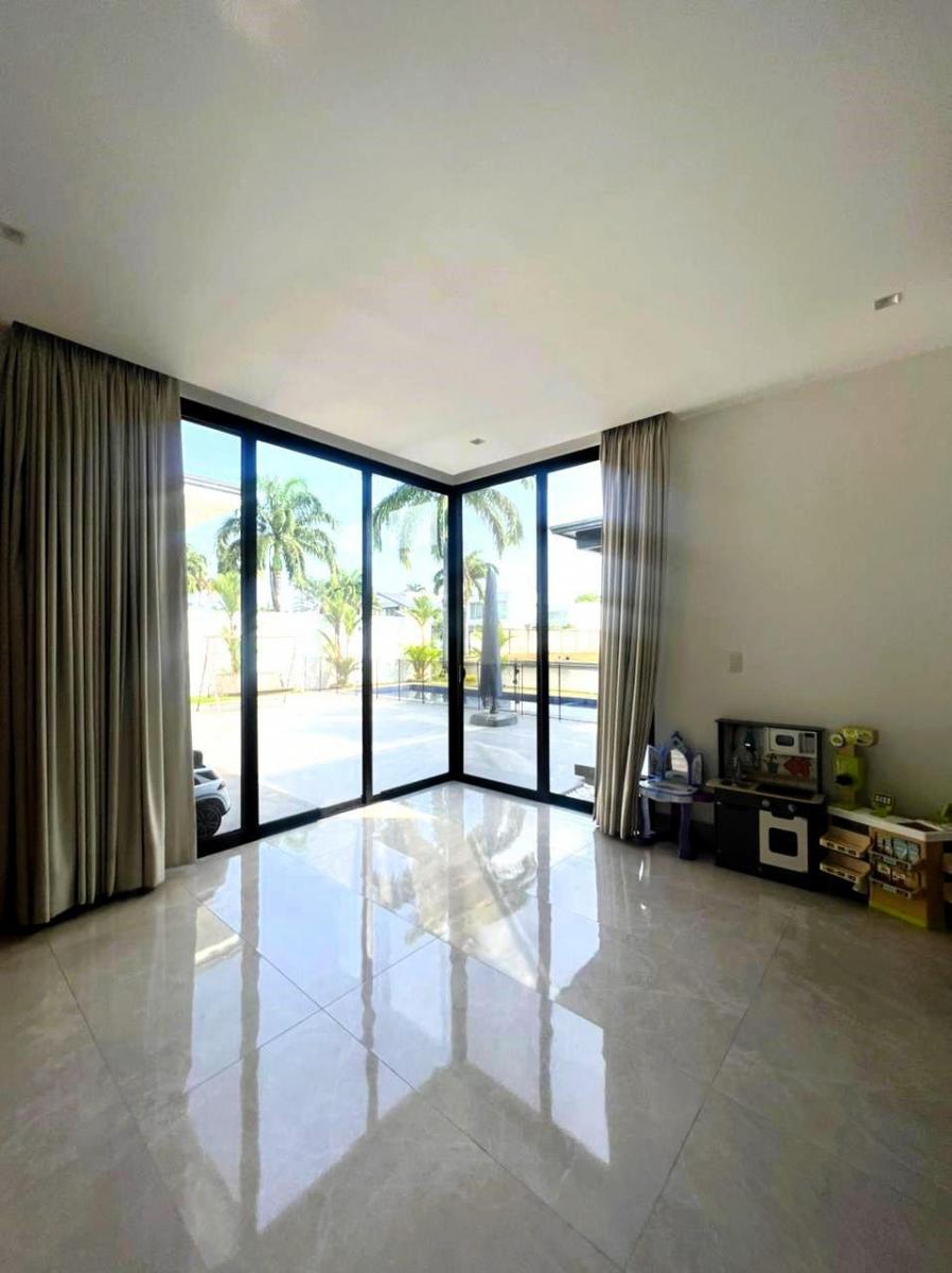 Vendo. Samborondon. Mocoli. Propiedad. Al Lago. 2 Plantas. 3 Habitaciones., Guayas — imagen 5